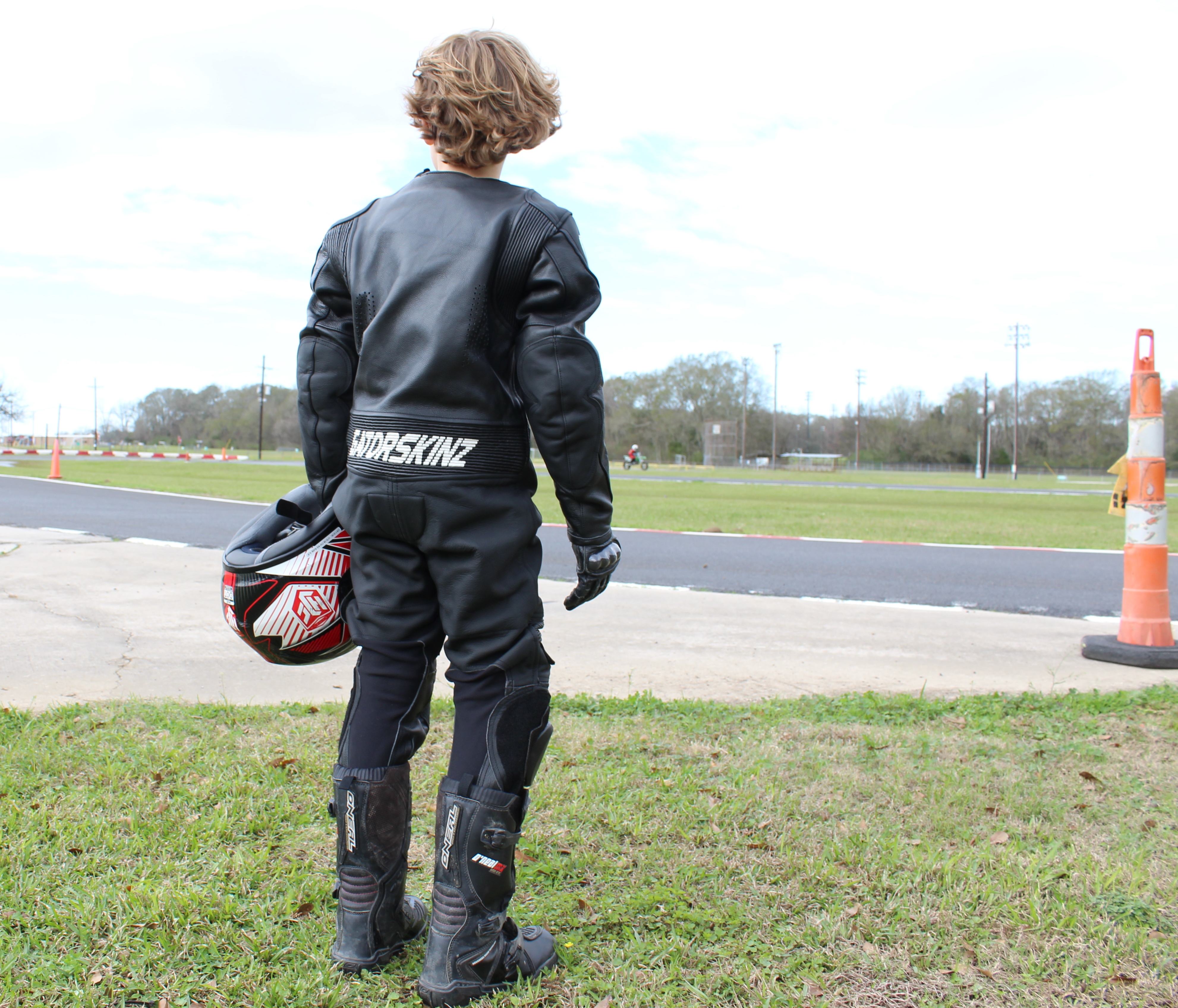 GatorSkinZ Juniors’ Full Leather Motorcycle Racing Suit | Gator SkinZ
