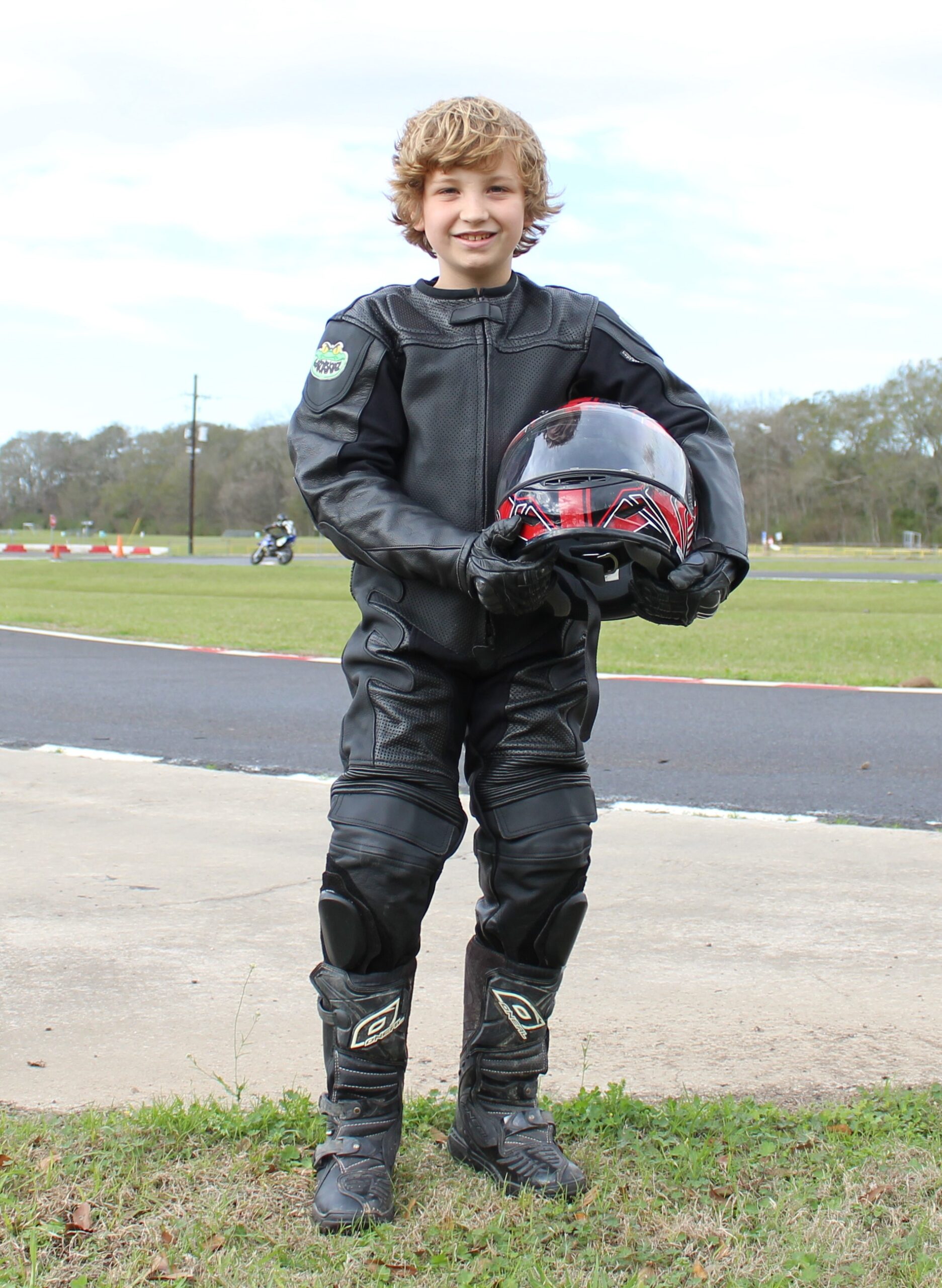 GatorSkinZ Juniors’ Full Leather Motorcycle Racing Suit | GatorRimZ